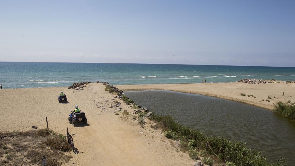Vertidos residuales en la playa de Viladecans - Viladecans News