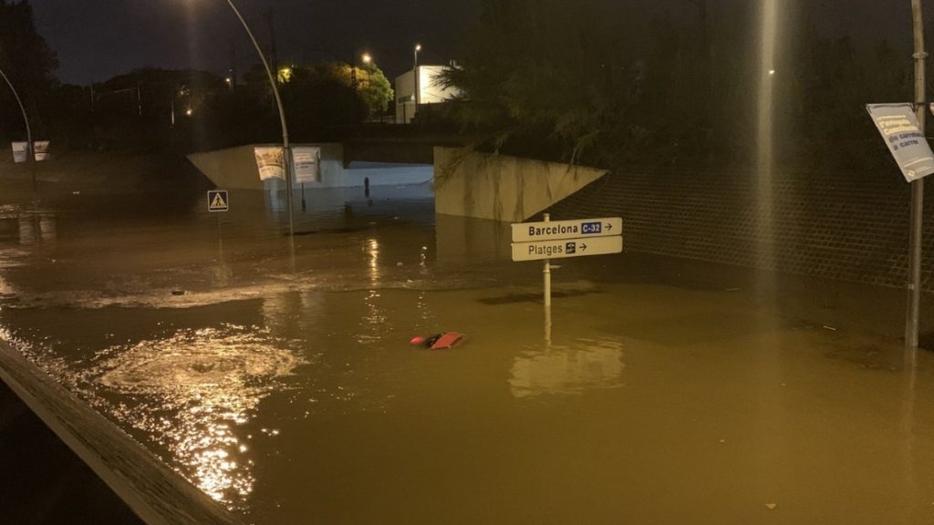 Gran inundación en el Baix Llobregat - Viladecans News